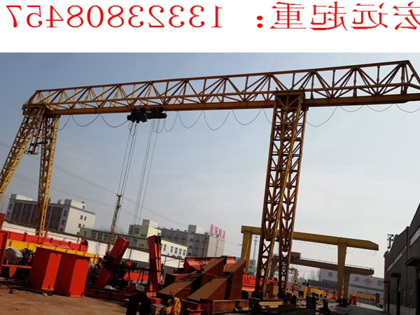 小085